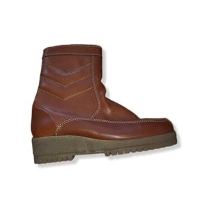 𝅺vintage NWOT MOCATEM BOOTS 6